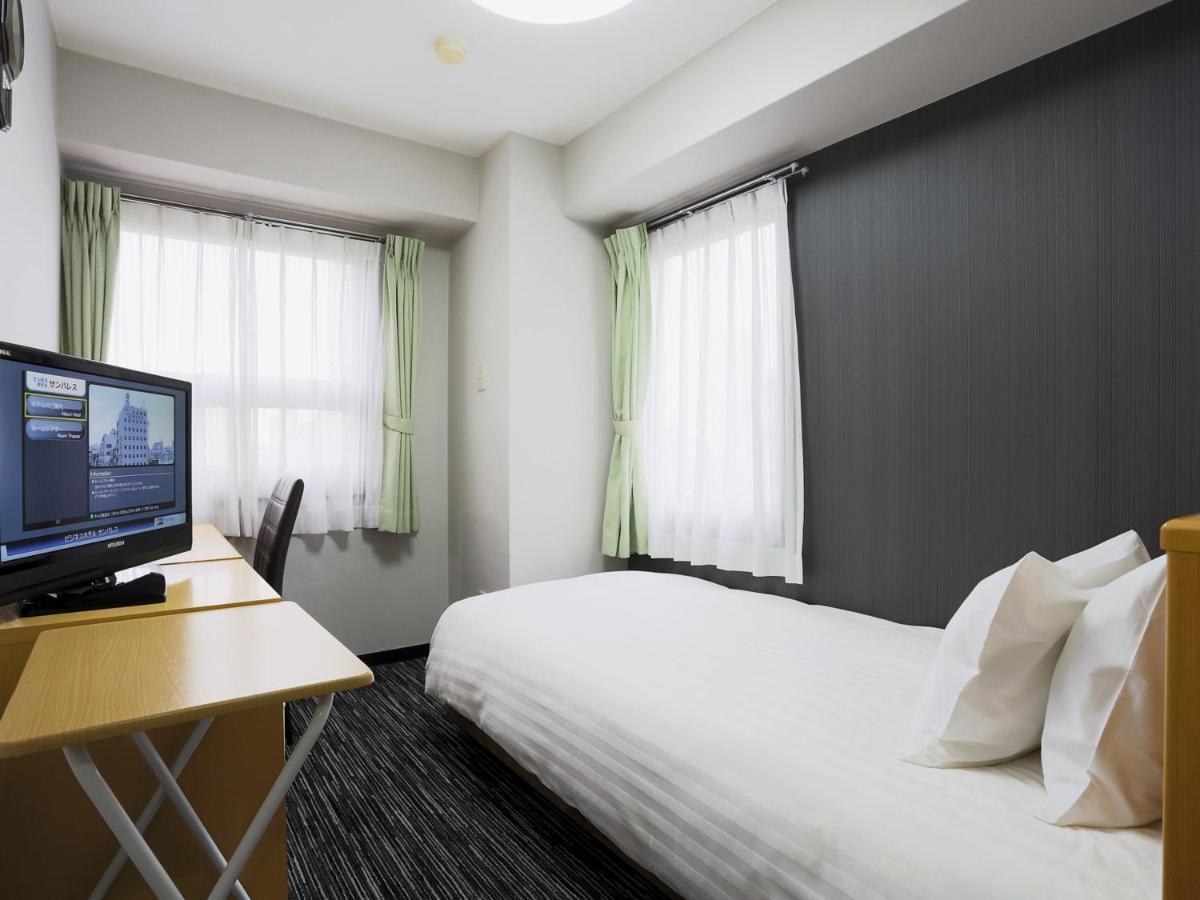 Business Hotel Sunpalace Tokio Buitenkant foto